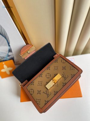 Louis Vuitton Dauphine Chain Wallet Combines Monogram And Monogram Reverse Canvas By Nicolas Ghesquière For Women Womens Wallet 19Cm Lv M68746