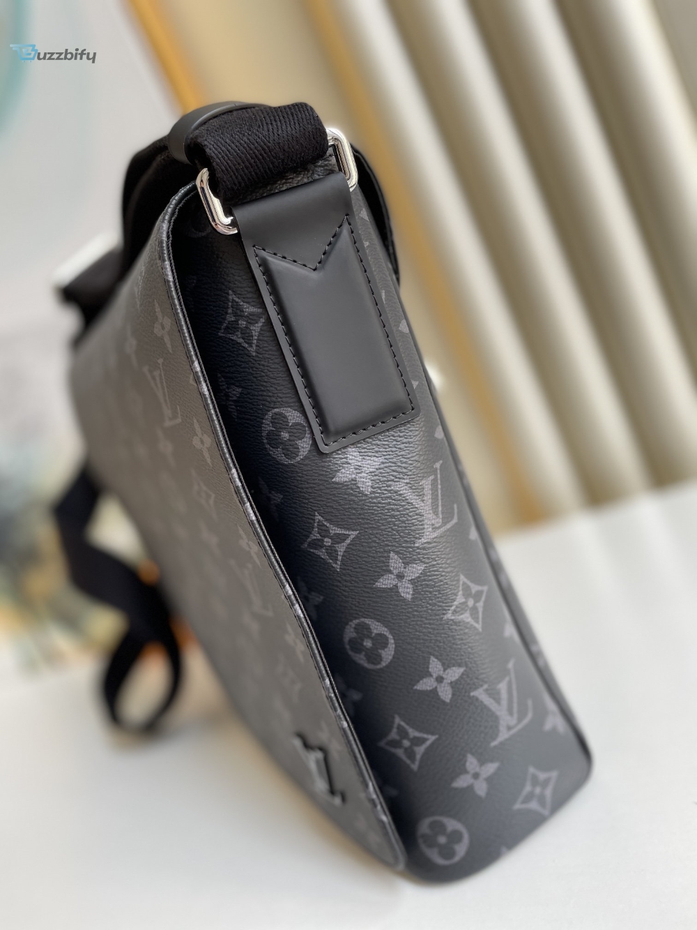 Louis Vuitton District MM Monogram Eclipse Canvas For Men, Men’s Bags, Shoulder And Crossbody Bags 12.2in/31cm LV M44001
