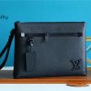 louis vuitton pochette ipad black aerogram for men mens wallet 30cm lv m81029 buzzbify 1