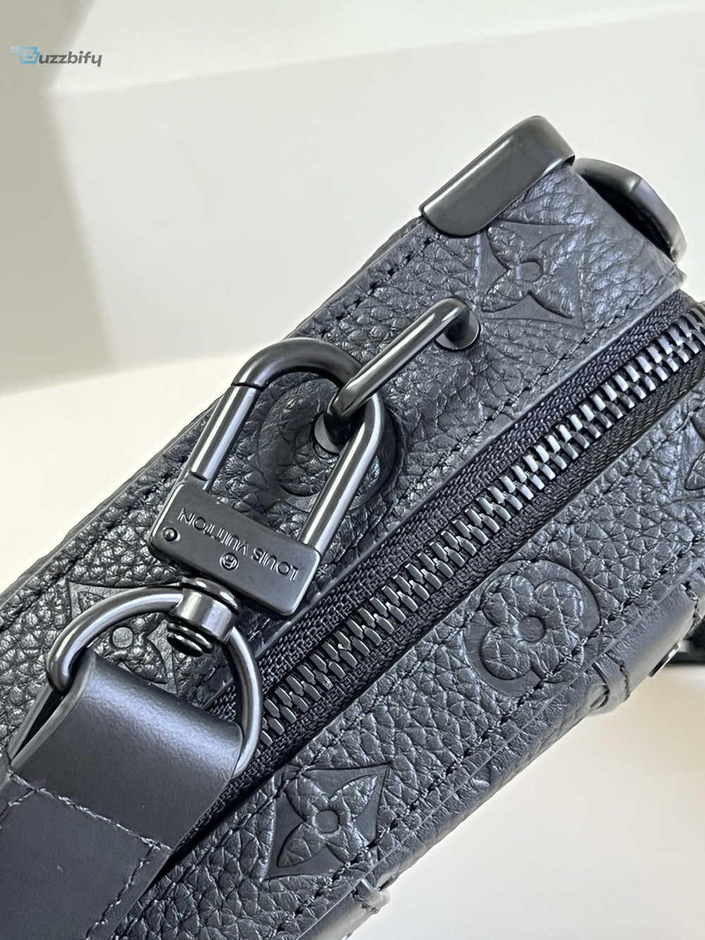 Louis Vuitton Handle Soft Trunk Black Taurillon Monogram For Men, Men’s Bags 8.5in/22cm LV M59163
