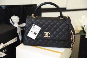 Chanel Large Flap Bag With Top Handle Black For Women Womens Handbags Shoulder And Crossbody Bags 11In28cm A92991
