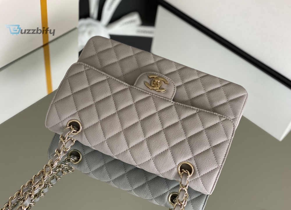 Chanel Classic Handbag 26Cm Grey For Women A01112 19 Chanel Pre-Owned V-neck knitted cardigan