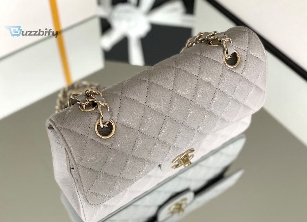 Chanel Classic Handbag 26Cm Grey For Women A01112 22 Chanel Pre-Owned V-neck knitted cardigan
