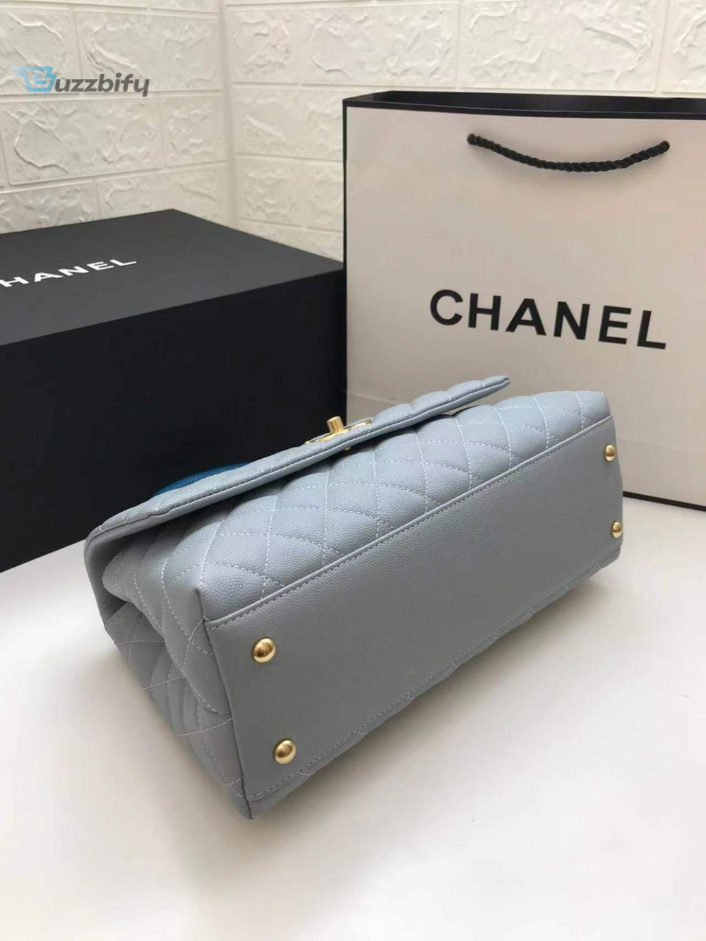 Chanel Large Flap Bag With Top Handle Light Grey For Women, Women’s Handbags, Shoulder And Crossbody Bags 11in/28cm A92991