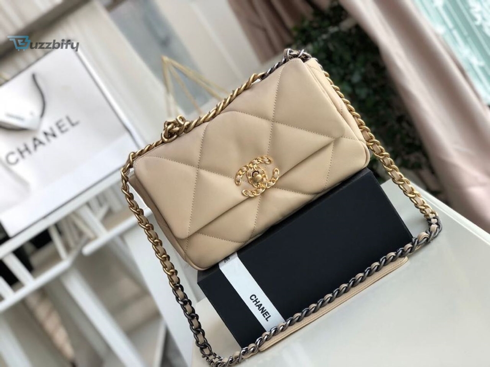 Chanel 19 Flap Bag Beige For Women 10.1In26cm