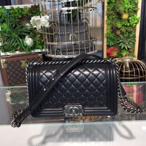 Chanel Boy Handbag Silver Hardware Black For Women Womens Bags Shoulder And Crossbody Bags 9.8In25cm A67086