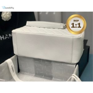 Chanel Chain Tote Shoulder Bag White For Women 13In  33Cm A50995
