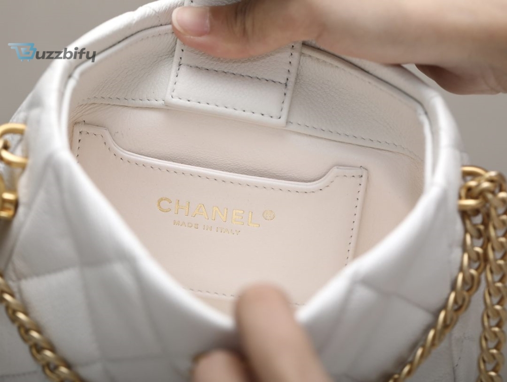 Chanel Hobo Heart Adjustment Buckle White For Women 18Cm 7.1In 19 Chanel HoBo Heart Adjustment Buckle White For Women 18cm / 7.1in