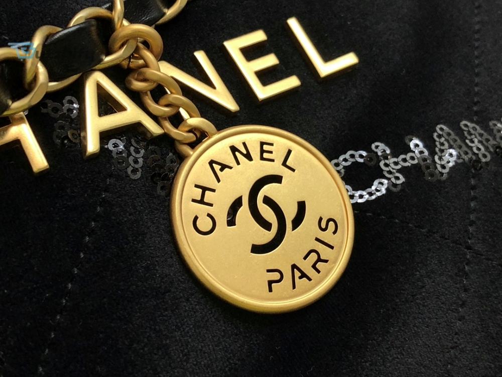 Chanel Small CHANEL 22 Handbag Black For Women, Women’s Bags 11.8in/30cm