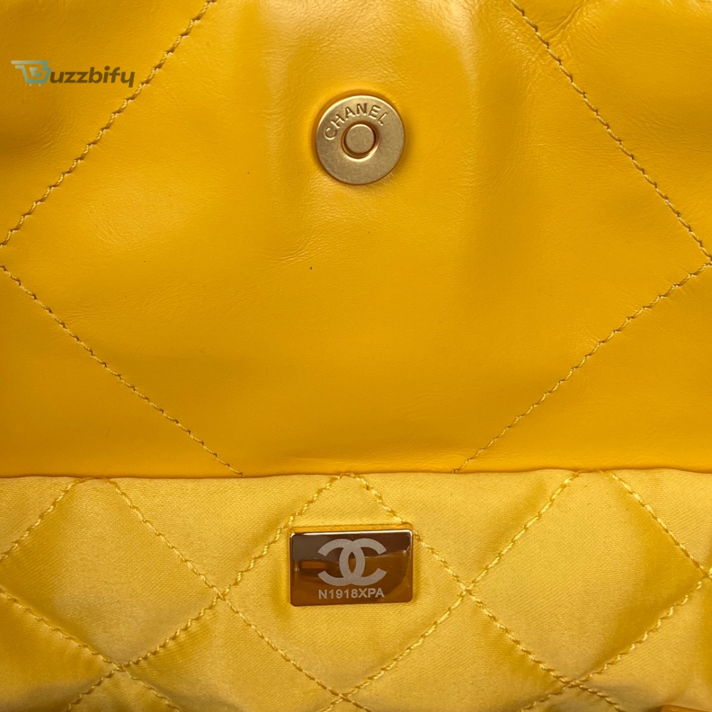 Chanel 22 Handbag Gold Hardware Shiny Yellow For Women Womens Handbags Shoulder Bags 16.5In38cm As3261 17 Chanel 22 Handbag Gold Hardware Shiny Yellow For Women, Women’s Handbags, Shoulder Bags 16.5in/38cm AS3261