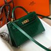 hermes mini kelly 19 green crocodile bag for women womens handbags shoulder bags 75in19cm buzzbify 1