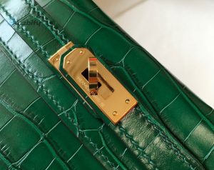 Hermes Kelly 32 cm handbag in electric blue epsom leather
